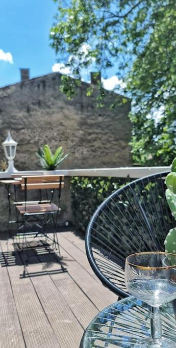 #new#terrasse Sud Ouest#pied De La Cite #1